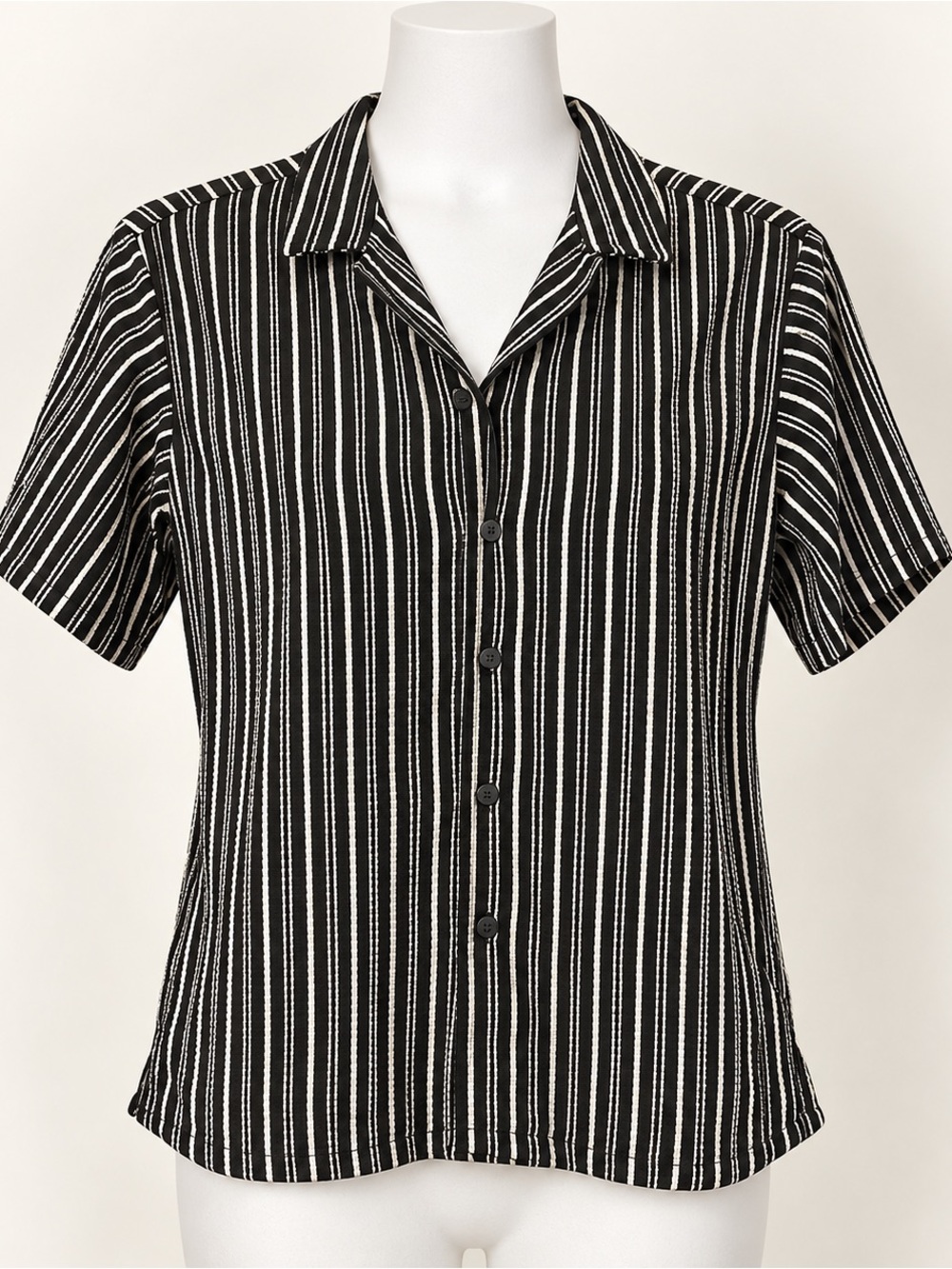 Distortion Women’s Black & White Striped Button-Up Top Size Medium